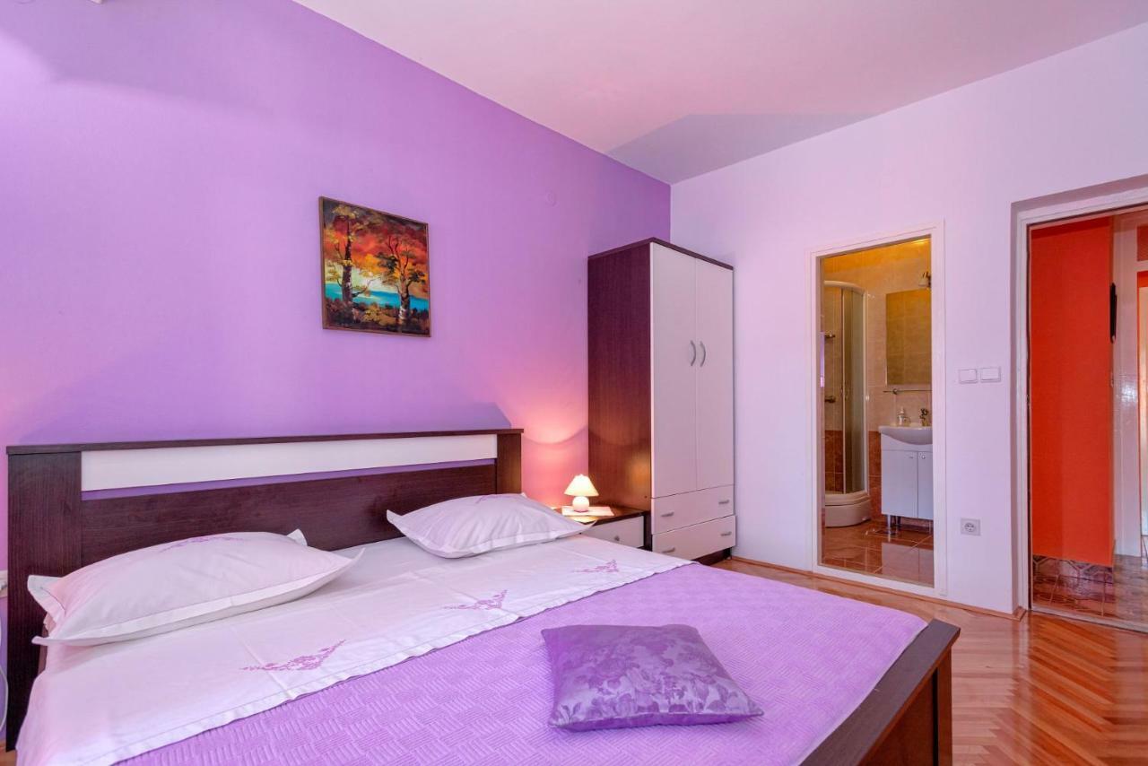 Apartments Ana Buratovic Stari Grad  Dış mekan fotoğraf