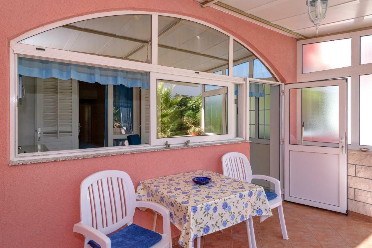 Apartments Ana Buratovic Stari Grad  Dış mekan fotoğraf