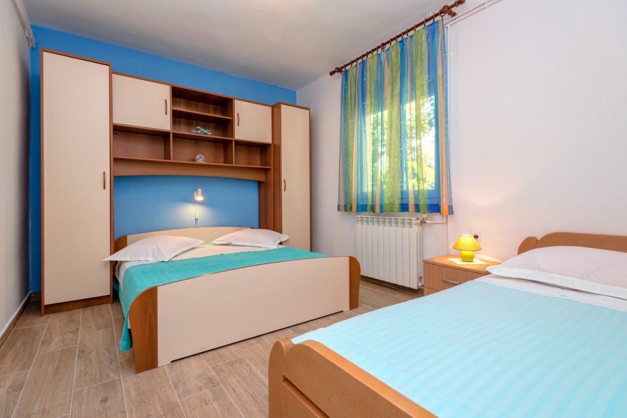 Apartments Ana Buratovic Stari Grad  Dış mekan fotoğraf