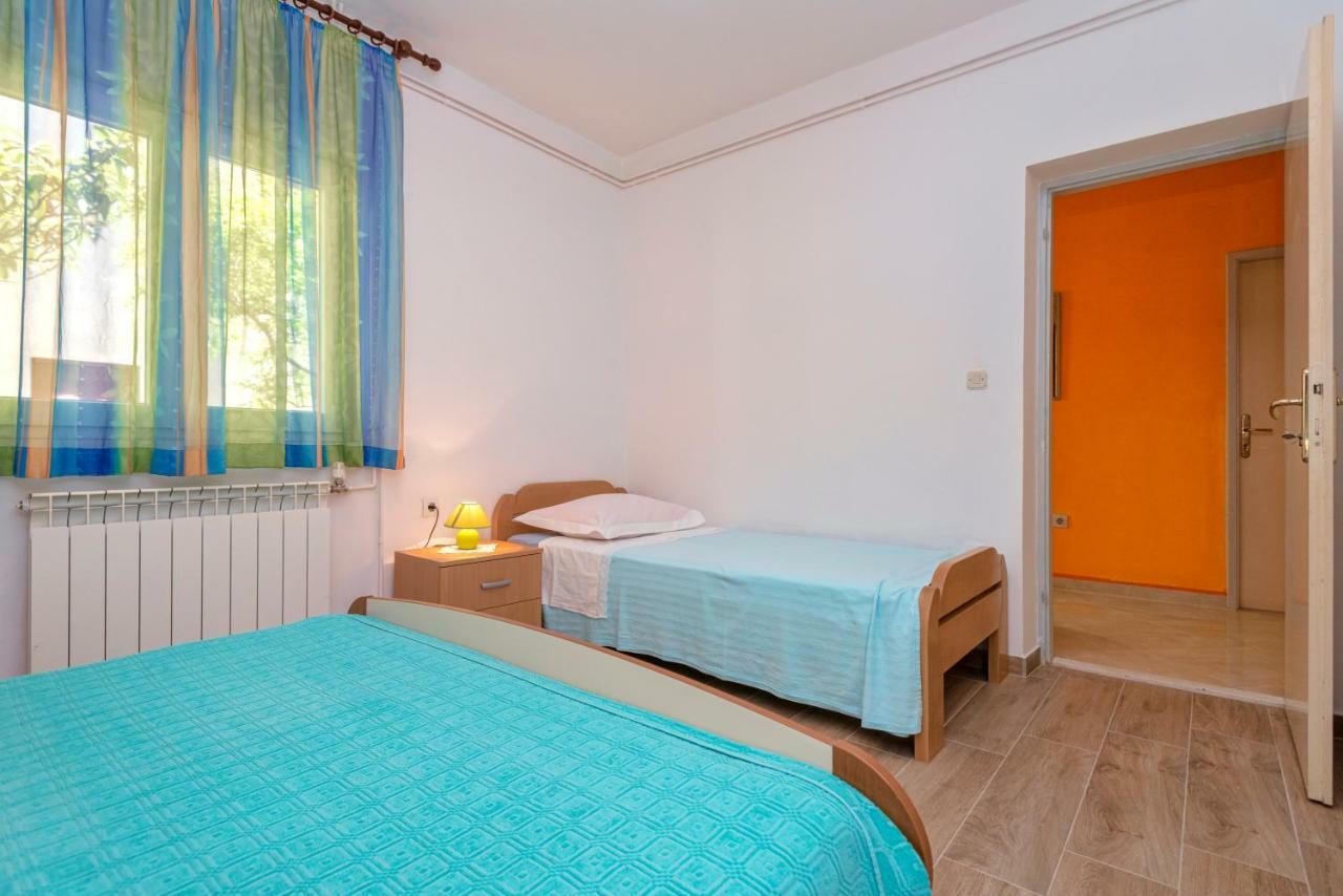 Apartments Ana Buratovic Stari Grad  Dış mekan fotoğraf
