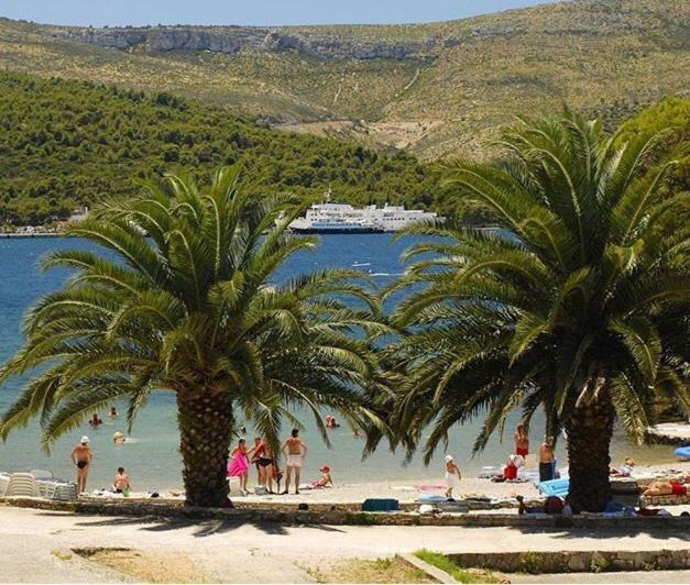 Apartments Ana Buratovic Stari Grad  Dış mekan fotoğraf